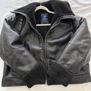 GAP vegan leather sherpa lined jacket. Size XL. Great condition
